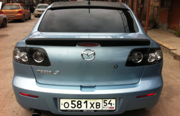 Mazda 3 Стайлинг автомобиля карбоном