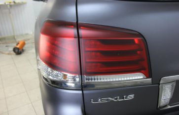 Lexus 570 — и снова матовая защита