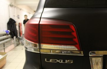 Lexus 570 Тотальное бронирование автомобиля.