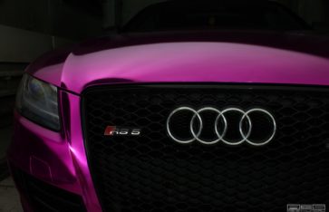 Весенние краски! Audi RS5 «Фиолетовый хром» и BMW X6M «Желтый матовый хром»