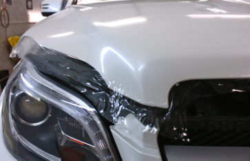 Защита кузова Mercedes GL. Бронирование фронтальной части автомобиля.