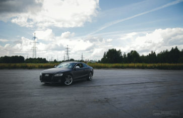 Audi S5 «Черный тефлон»
