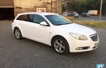 Opel Insignia «Белоснежный мат»
