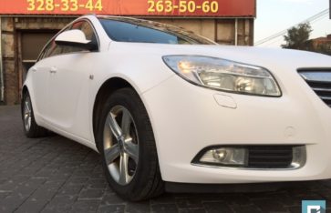 Opel Insignia «Белоснежный мат»
