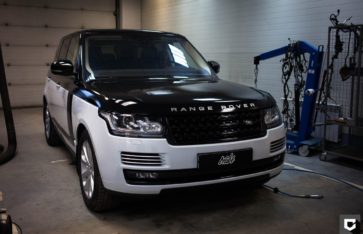 Range Rover Стилицация черной глянцевой пленкой