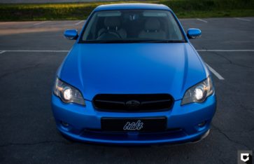 Subaru Legacy подарочная оклейка в синий матовый металлик