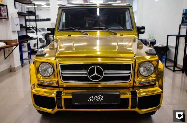 «Mercedes-Benz G-Class» оклейка кузова золотой хромовой пленкой