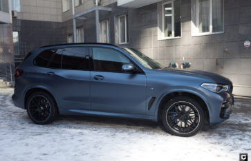 BMW X5 G05 «Полная оклейка в Satin Metallic Grey Blue»
