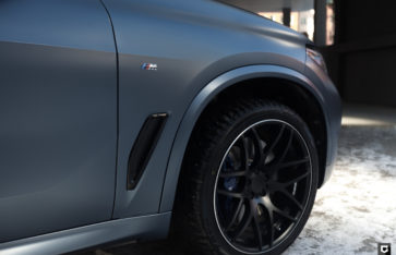 BMW X5 G05 «Полная оклейка в Satin Metallic Grey Blue»
