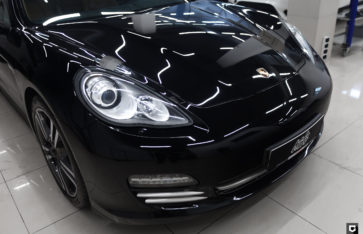 Porsche Panamera «Детейлинг полировка, нанесение керамического состава, химчистка»