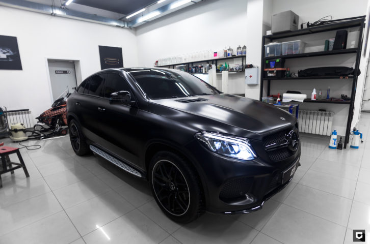 Mercedes-Benz GLE «Оклейка в Black Satin»