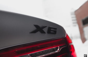 BMW X6 «Полная оклейка в серый сатин»
