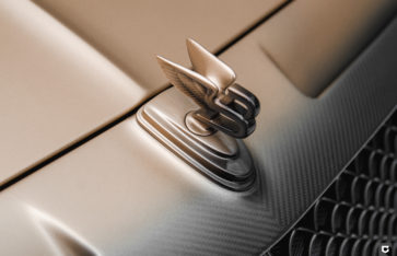 Bentley Bentayga «Полная оклейка в прозрачный мат»