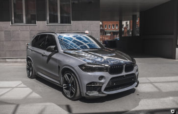 BMW X5M «Полная оклейка в серый глянец»