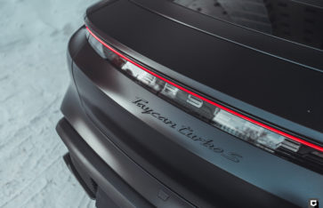 Porsche Taycan Turbo S (Полная оклейка)
