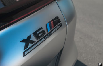 BMW X6M Competition (Полная оклейка в серебристый матовый хром с проемами)
